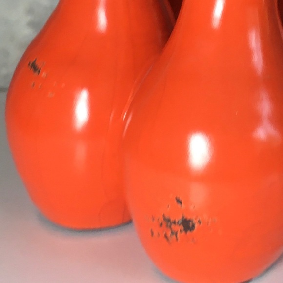 A Pop Of Orange Color Pottery Art Crackled Bud Vase Cluster Connected Conjoined - Picture 6 of 9